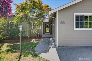 19203 108th St E, Bonney Lake, WA 98391 - Photo 1
