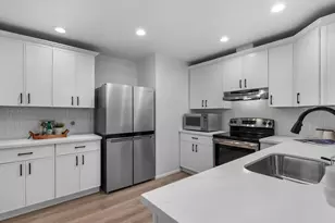 14601 NE 50th Pl, Bellevue, WA 98007 - Photo 9