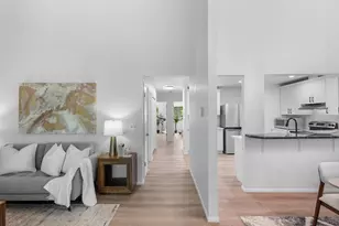 14601 NE 50th Pl, Bellevue, WA 98007 - Photo 17