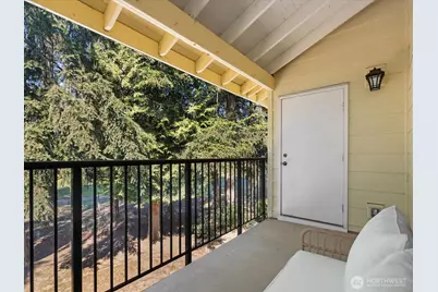 14601 NE 50th Place #E6, Bellevue, WA 98007 - Photo 33