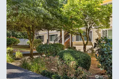 14601 NE 50th Place #E6, Bellevue, WA 98007 - Photo 3