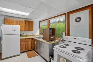 4902 Issaquah Pine Lake Rd, Sammamish, WA 98029 - Photo 23