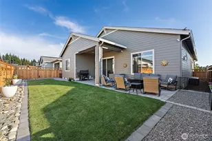 20819 150th St E, Bonney Lake, WA 98391 - Photo 23