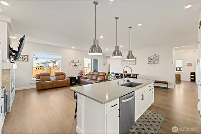 20819 150th Street E, Bonney Lake, WA 98391 - Photo 7