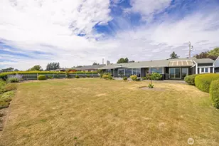 3919 Cliffside Dr, Bellingham, WA 98225 - Photo 9