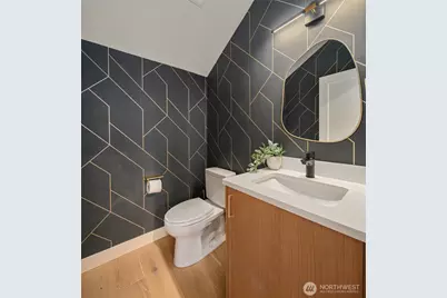 454 NE 40th Street, Seattle, WA 98105 - Photo 29