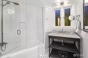 4105 55th Ave NE, Seattle, WA 98105 - Photo 11