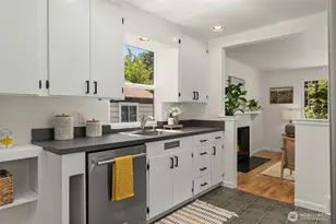 14032 Stone Ave N, Seattle, WA 98133 - Photo 7