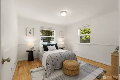 14032 Stone Avenue N, Seattle, WA 98133 - Photo 9