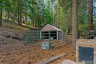 8040 N Fork Rd, Yakima, WA 98903 - Photo 37