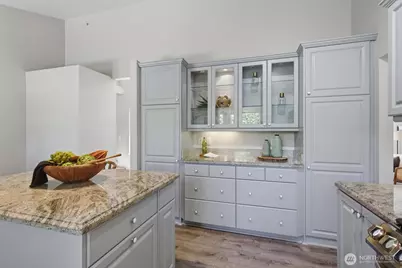 2209 W Lake Sammamish Parkway NE, Redmond, WA 98052 - Photo 5