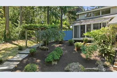 2209 W Lake Sammamish Parkway NE, Redmond, WA 98052 - Photo 37