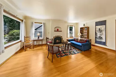6249 30th Avenue NE, Seattle, WA 98115 - Photo 3