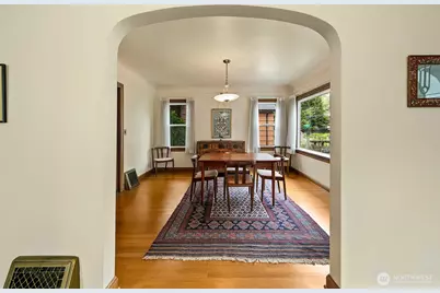 6249 30th Avenue NE, Seattle, WA 98115 - Photo 5