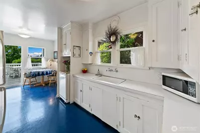 6249 30th Avenue NE, Seattle, WA 98115 - Photo 9