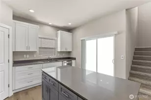 1121 138th Pl SW, Lynnwood, WA 98087 - Photo 9