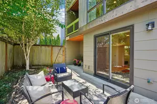 9423 Roosevelt Way NE, Seattle, WA 98115 - Photo 29