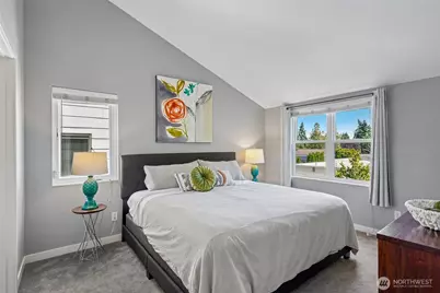9423 Roosevelt Way NE, Seattle, WA 98115 - Photo 21