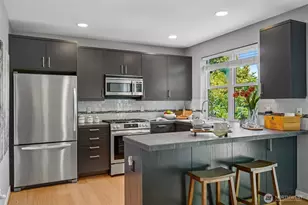 9423 Roosevelt Way NE, Seattle, WA 98115 - Photo 13