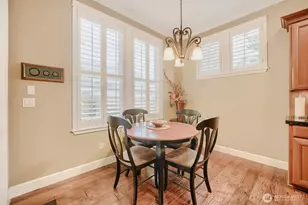 1001 S 38th Ct, Renton, WA 98055 - Photo 13