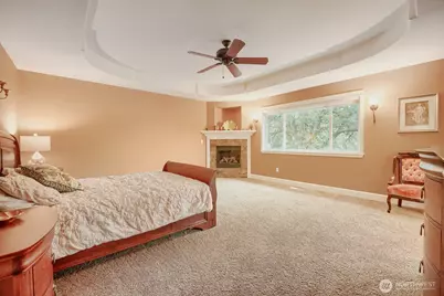 1001 S 38th Court, Renton, WA 98055 - Photo 15