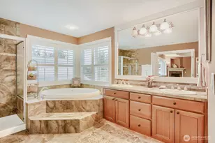 1001 S 38th Ct, Renton, WA 98055 - Photo 17