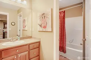 1001 S 38th Ct, Renton, WA 98055 - Photo 21