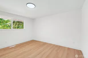 19414 1st Ave SE, Bothell, WA 98012 - Photo 17