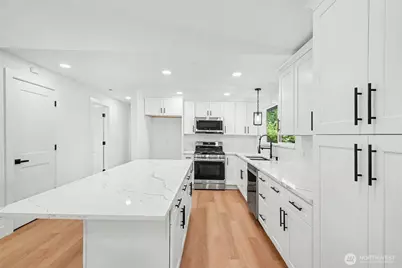 19414 1st Avenue SE, Bothell, WA 98012 - Photo 9