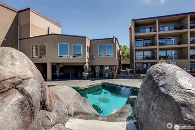 322 W Woodin 301 & 301A Avenue, Chelan, WA 98816 - Photo 33