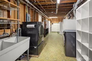 8505 21st Ave NW, Seattle, WA 98117 - Photo 27