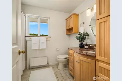 8505 21st Avenue NW, Seattle, WA 98117 - Photo 13