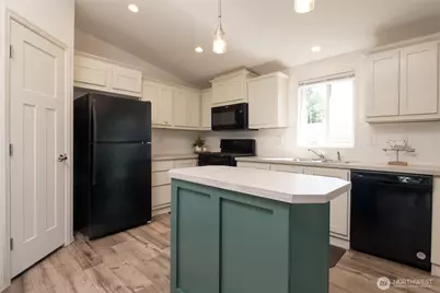 23708 Locust Way #64, Bothell, WA 98021 - Photo 11