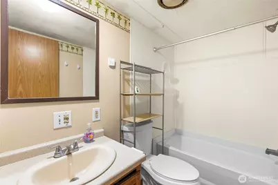 1120 S 25th Street #17, Mount Vernon, WA 98274 - Photo 15