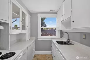 820 S J St, Tacoma, WA 98405 - Photo 15