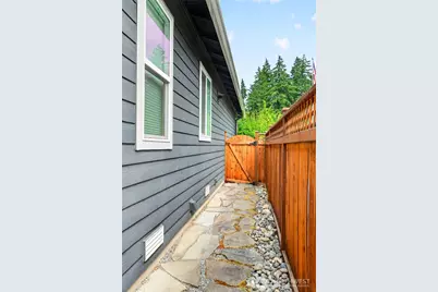 14618 185th Avenue E, Bonney Lake, WA 98391 - Photo 33