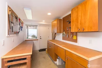 172 Sea View Drive, Port Angeles, WA 98362 - Photo 29
