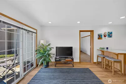 1710 Skyline Way #101, Anacortes, WA 98221 - Photo 5