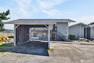 1710 Skyline Way, Anacortes, WA 98221 - Photo 31