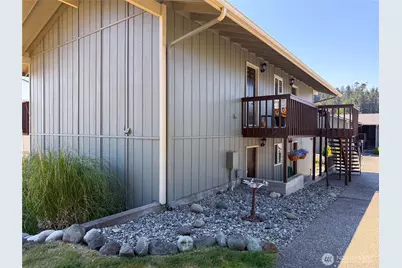 1710 Skyline Way #101, Anacortes, WA 98221 - Photo 33