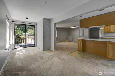 10035 NE 28th Place, Bellevue, WA 98004 - Photo 9