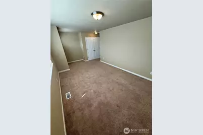 7644 Kodiak Avenue, Lacey, WA 98516 - Photo 13