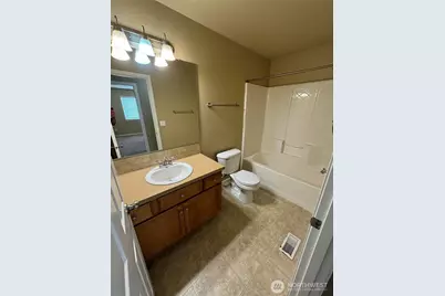 7644 Kodiak Avenue, Lacey, WA 98516 - Photo 17