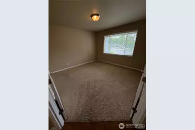 7644 Kodiak Avenue, Lacey, WA 98516 - Photo 3