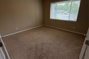 7644 Kodiak Ave, Lacey, WA 98516 - Photo 3