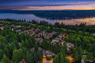 2725 Sahalee Dr W, Sammamish, WA 98074 - Photo 37