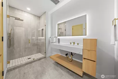 7903 240th Street SW, Edmonds, WA 98026 - Photo 17