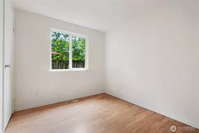 9604 NE 124th Street, Kirkland, WA 98034 - Photo 7