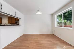 9604 NE 124th St, Kirkland, WA 98034 - Photo 17