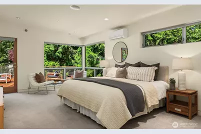 2716 107 Avenue SE, Beaux Arts Village, WA 98004 - Photo 21
